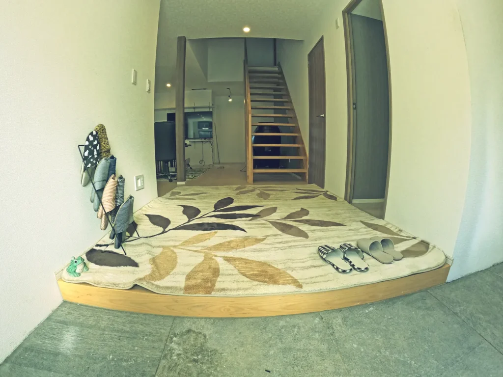 ヴィラハウス鋸南2号館(民泊)玄関ホール