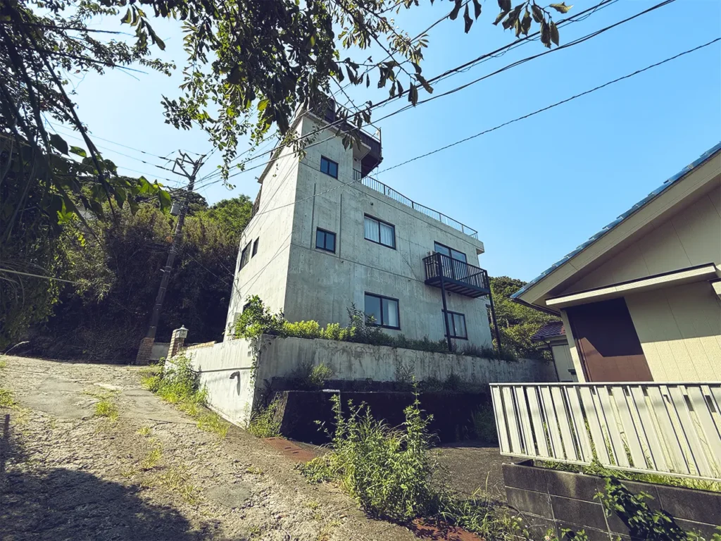 ヴィラハウス鋸南1号館(別荘)外観北側から