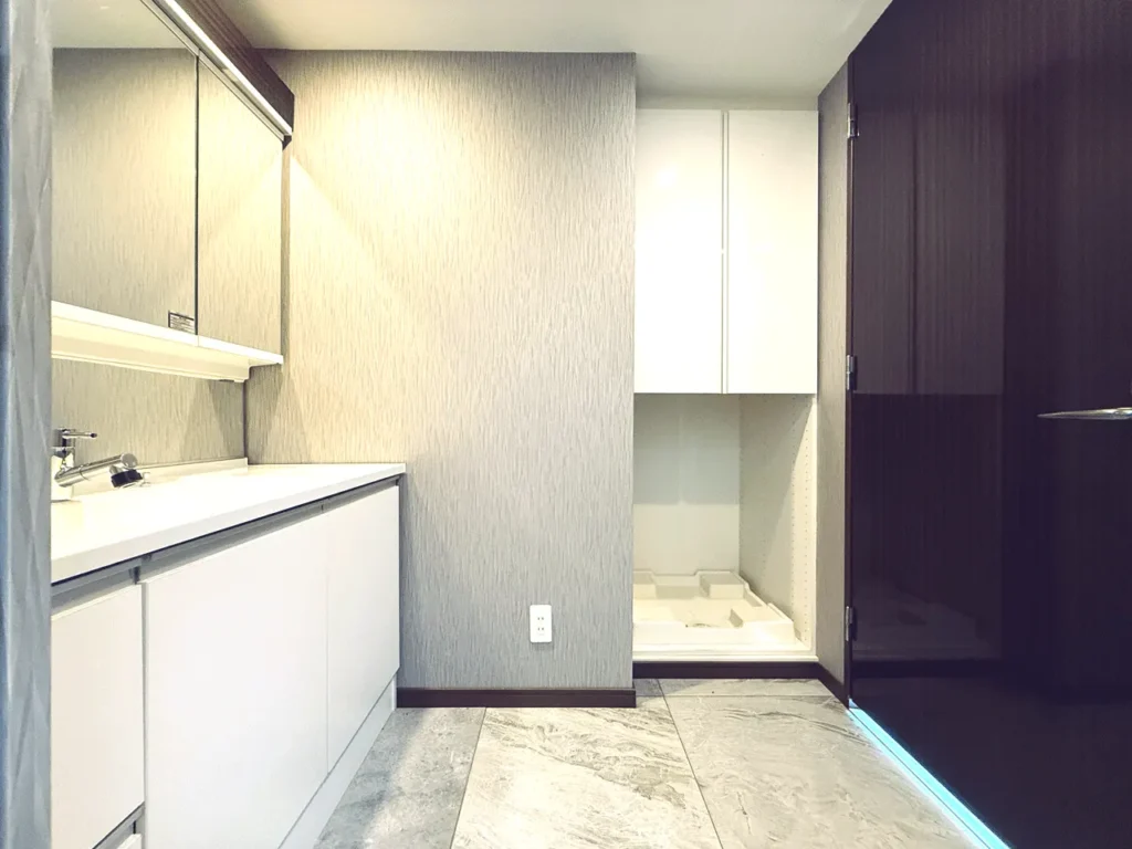 ヴィラハウス鋸南1号館(別荘)洗面脱衣室