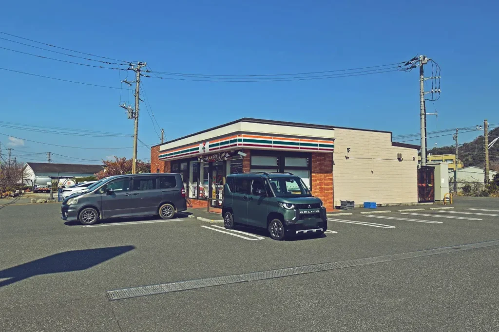 ヴィラハウス鋸南1号館(別荘)「セブンイレブン安房鋸南店」1.3ｋｍ